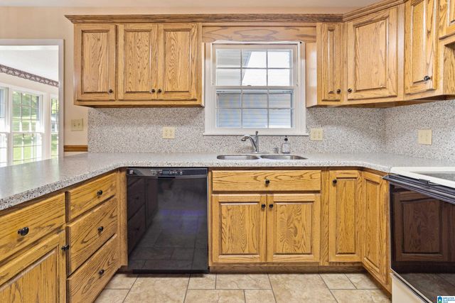 3934 RED VALLEY ROAD, Remlap, AL 35133