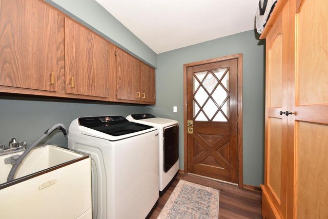 4380 County Road Y, Saukville, WI 53080