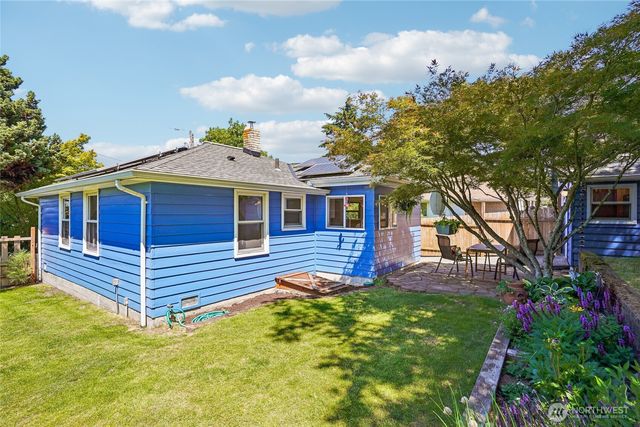 9250 14th Avenue SW, Seattle, WA 98106