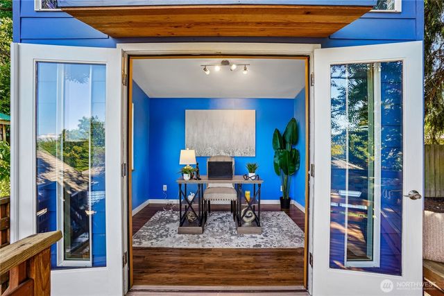 9250 14th Avenue SW, Seattle, WA 98106