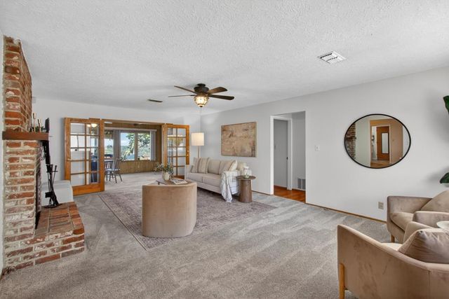 8133 E Peerless Ave, Orangevale, CA 95662
