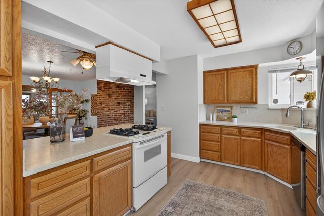 8133 E Peerless Ave, Orangevale, CA 95662