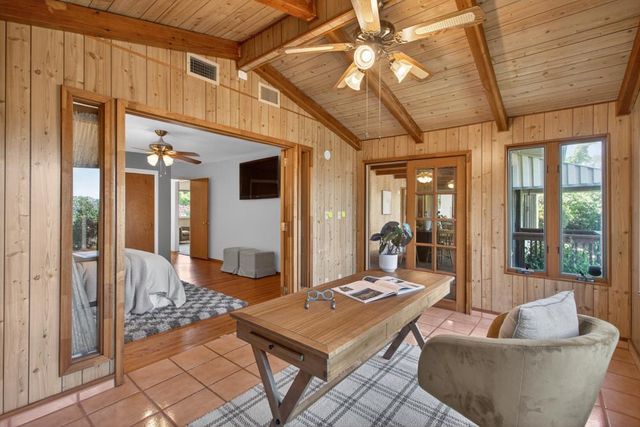 8133 E Peerless Ave, Orangevale, CA 95662
