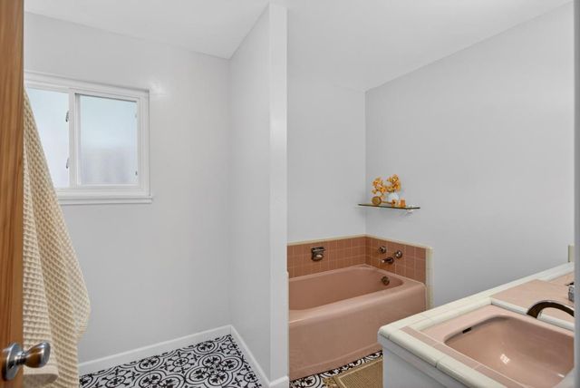 8133 E Peerless Ave, Orangevale, CA 95662