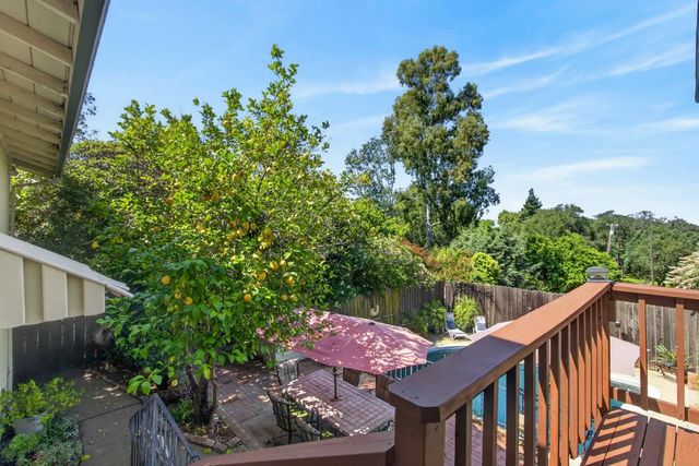 8133 E Peerless Ave, Orangevale, CA 95662