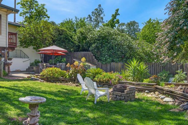 8133 E Peerless Ave, Orangevale, CA 95662