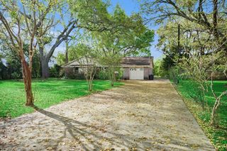 715 West League City Parkway, League City, TX 77573