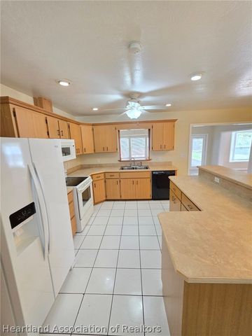 2015 Covington Road, Sebring, FL 33870