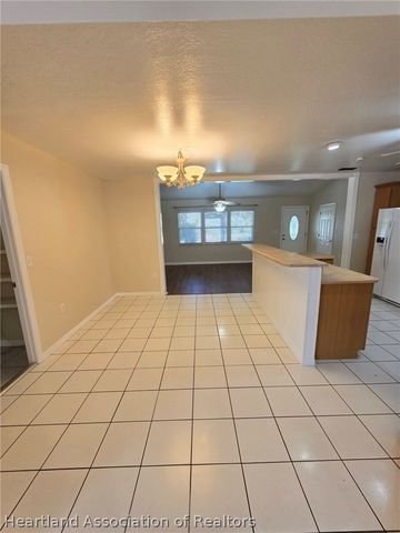 2015 Covington Road, Sebring, FL 33870