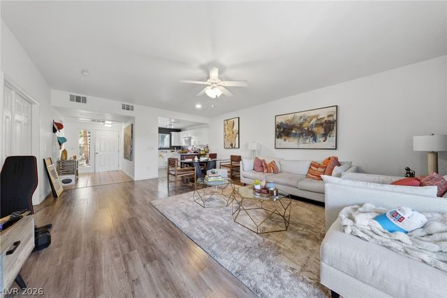 10553 Pine Glen Avenue 104, Las Vegas, NV 89144
