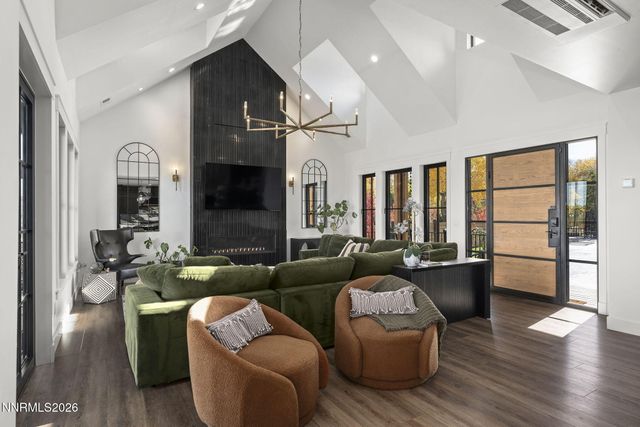 1426 Foothill Road, Reno, NV 89511