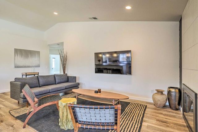 44065 Dalea Court, La Quinta, CA 92253