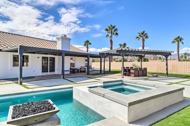 44065 Dalea Court, La Quinta, CA 92253