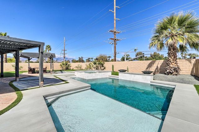 44065 Dalea Court, La Quinta, CA 92253