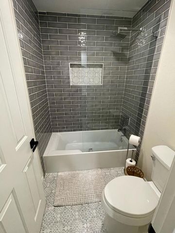 44065 Dalea Court, La Quinta, CA 92253