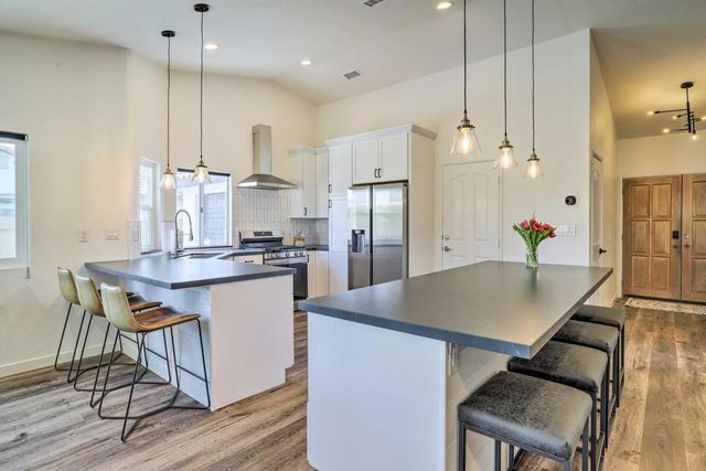 44065 Dalea Court, La Quinta, CA 92253