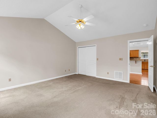 51 Barn Owl Way, Hendersonville, NC 28792