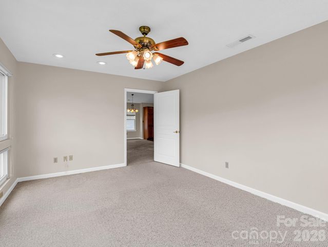 51 Barn Owl Way, Hendersonville, NC 28792