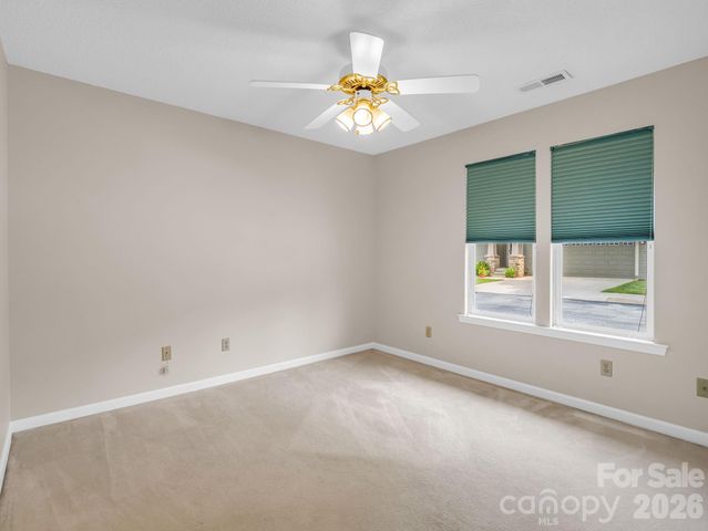 51 Barn Owl Way, Hendersonville, NC 28792