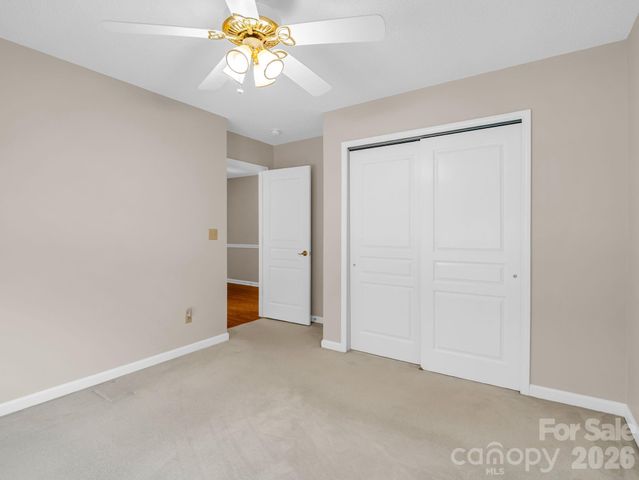 51 Barn Owl Way, Hendersonville, NC 28792