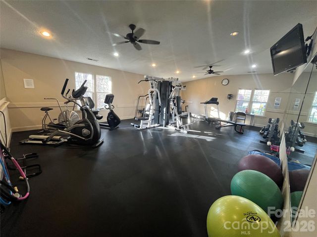 51 Barn Owl Way, Hendersonville, NC 28792