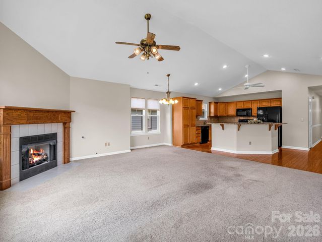 51 Barn Owl Way, Hendersonville, NC 28792