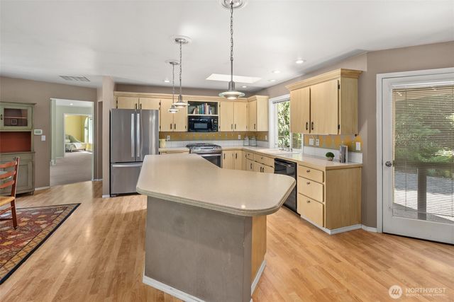 2226 35th St NW, Gig Harbor, WA 98335