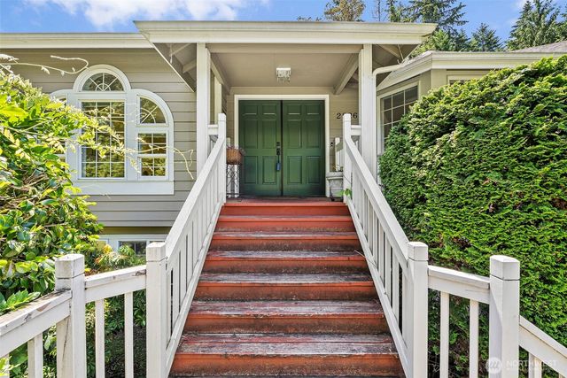 2226 35th St NW, Gig Harbor, WA 98335