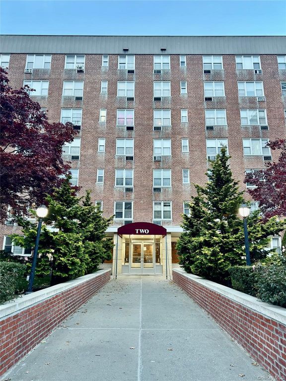 2 Sadore Lane 6N, Yonkers, NY 10710