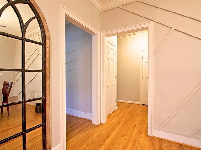 1305 Fontainebleau NE Court, Lawrenceville, GA 30043