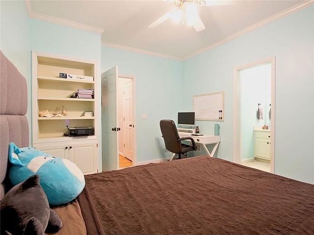 1305 Fontainebleau NE Court, Lawrenceville, GA 30043