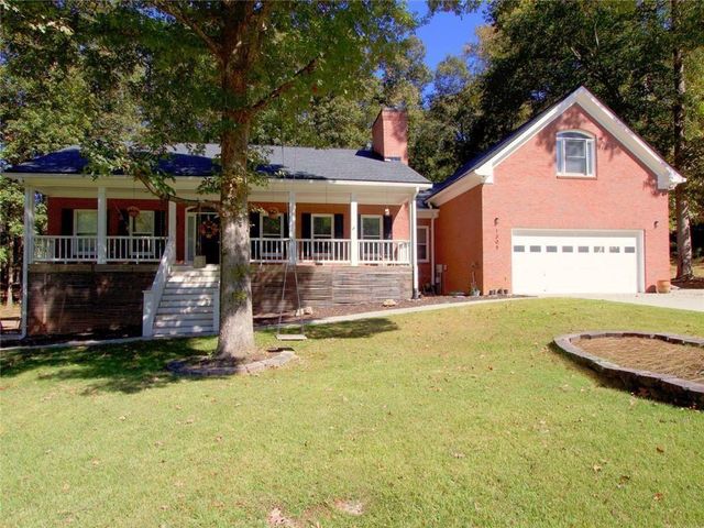 1305 Fontainebleau NE Court, Lawrenceville, GA 30043