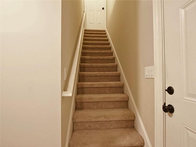 1305 Fontainebleau NE Court, Lawrenceville, GA 30043