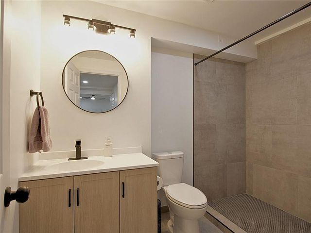 1305 Fontainebleau NE Court, Lawrenceville, GA 30043