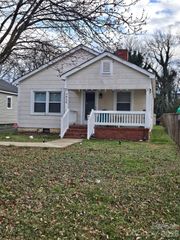 2825 E Long Avenue, Gastonia, NC 28054