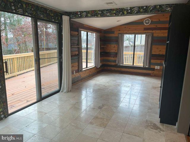 10401 PEARL ST, Fairfax, VA 22032