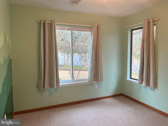 10401 PEARL ST, Fairfax, VA 22032