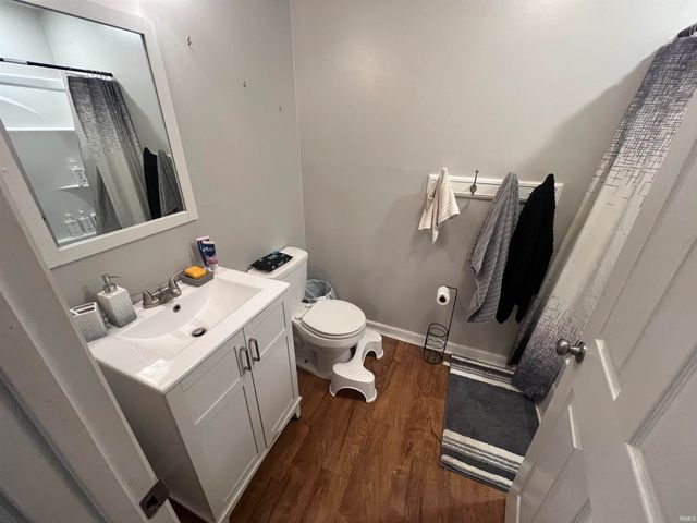 1702 1704 24th Streets, Bedford, IN 47421