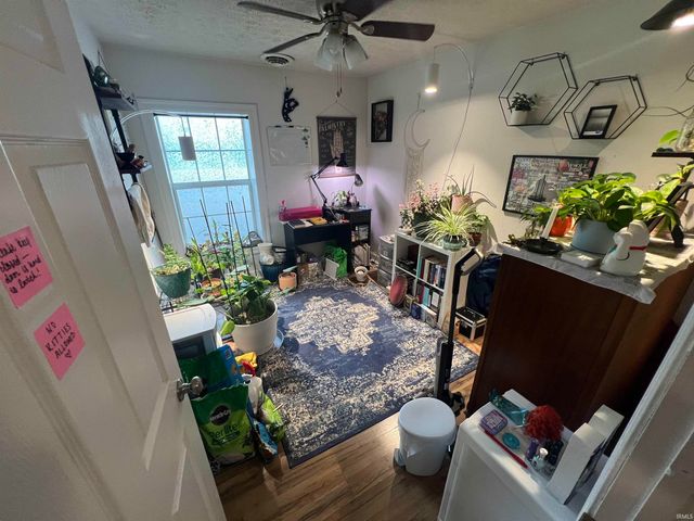 1702 1704 24th Streets, Bedford, IN 47421