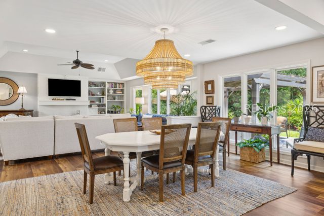 1 Crepe Myrtle Ct, Hilton Head Island, SC 29926