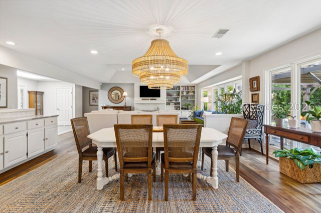 1 Crepe Myrtle Ct, Hilton Head Island, SC 29926