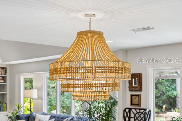 1 Crepe Myrtle Ct, Hilton Head Island, SC 29926