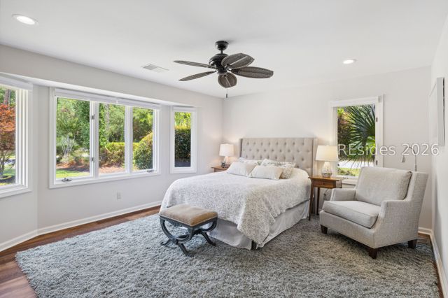 1 Crepe Myrtle Ct, Hilton Head Island, SC 29926