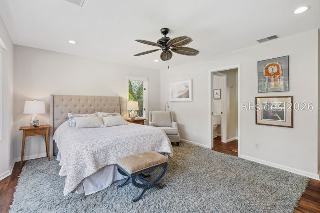 1 Crepe Myrtle Ct, Hilton Head Island, SC 29926