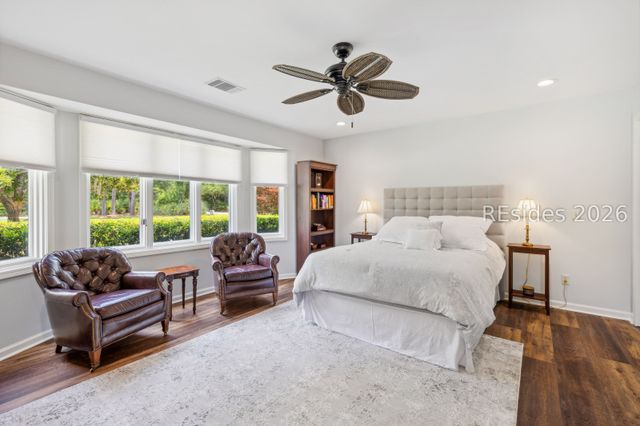 1 Crepe Myrtle Ct, Hilton Head Island, SC 29926