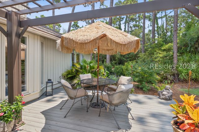 1 Crepe Myrtle Ct, Hilton Head Island, SC 29926