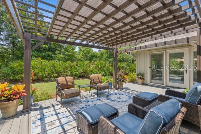 1 Crepe Myrtle Ct, Hilton Head Island, SC 29926