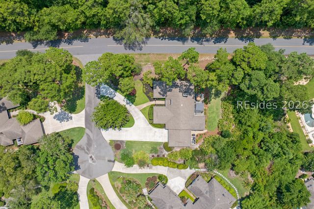 1 Crepe Myrtle Ct, Hilton Head Island, SC 29926