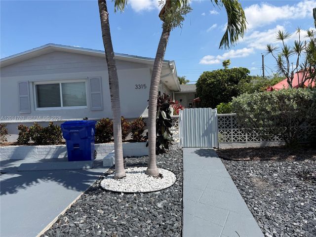3311 SW 25th Ter 3315, Miami, FL 33133