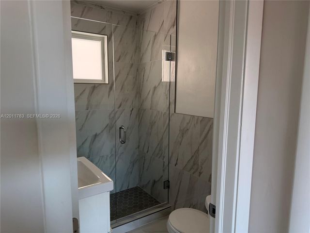 3311 SW 25th Ter 3315, Miami, FL 33133